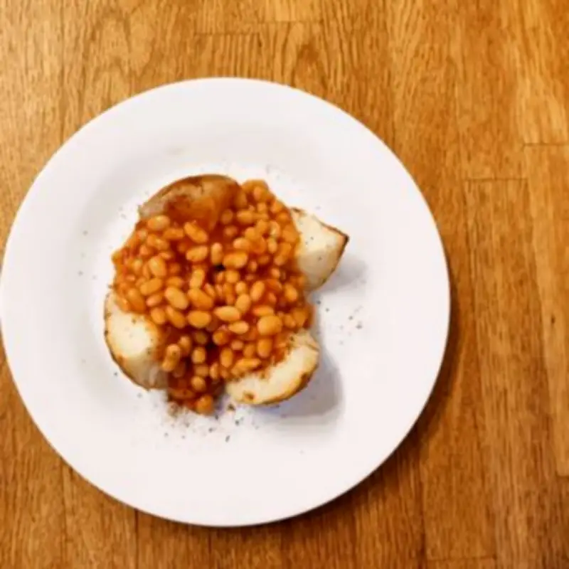 Simple Star-Cut Method for Crispy Jacket Potatoes by Poppy O'Toole