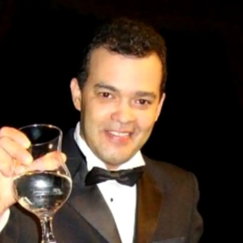 Singer Alex Bueno Dies at 62 Day After Cancer Health Update