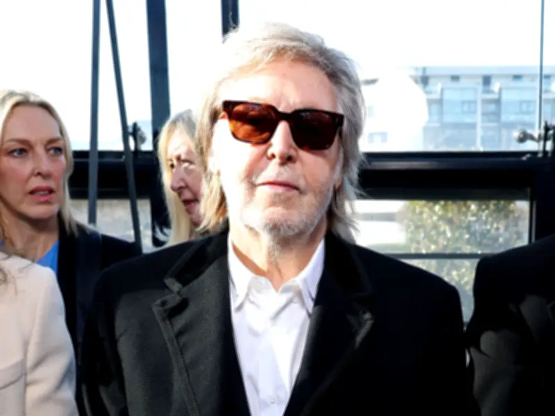 Sir Paul McCartney Pays Emotional Tribute to David Hockney After His Death