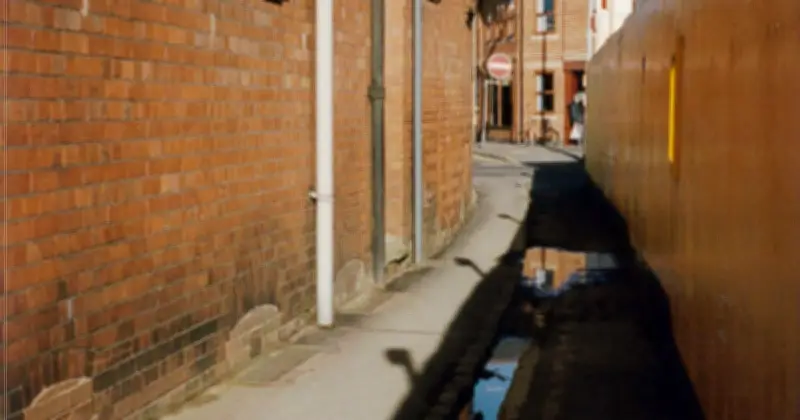 Snicket, Jitty, Ginnel: 8 Unique British Terms for Alleys Revealed