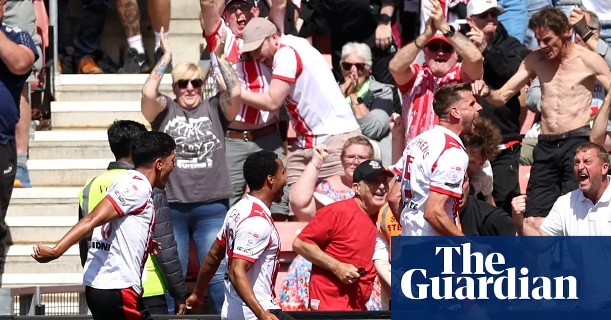 Southampton snatch dramatic late win against Wrexham