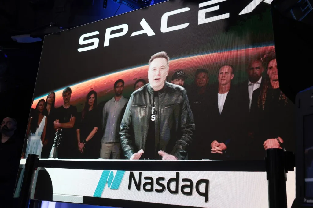 Elon Musk Becomes World’s First Trillionaire After SpaceX IPO