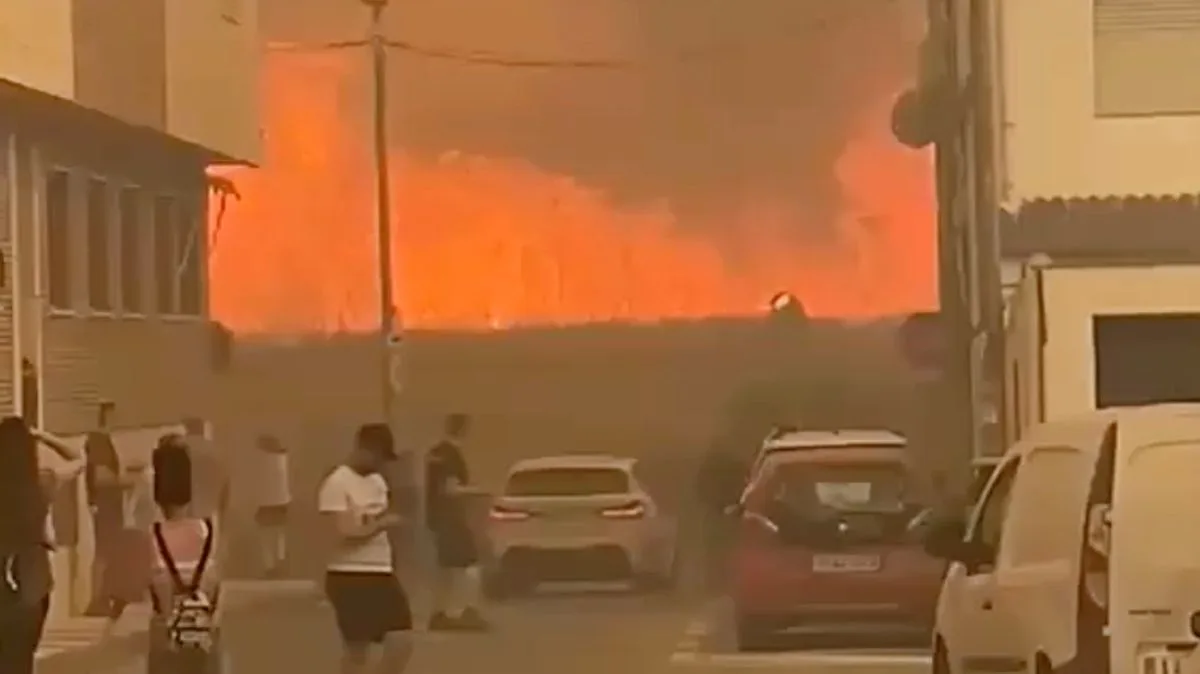 Spanish Town Engulfed by 65ft Flames in Massive Wildfire