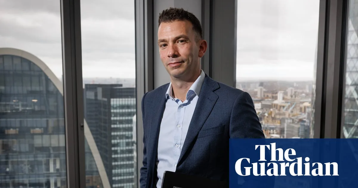 Sports Lawyer Simon Leaf: From Pitch to Courtroom