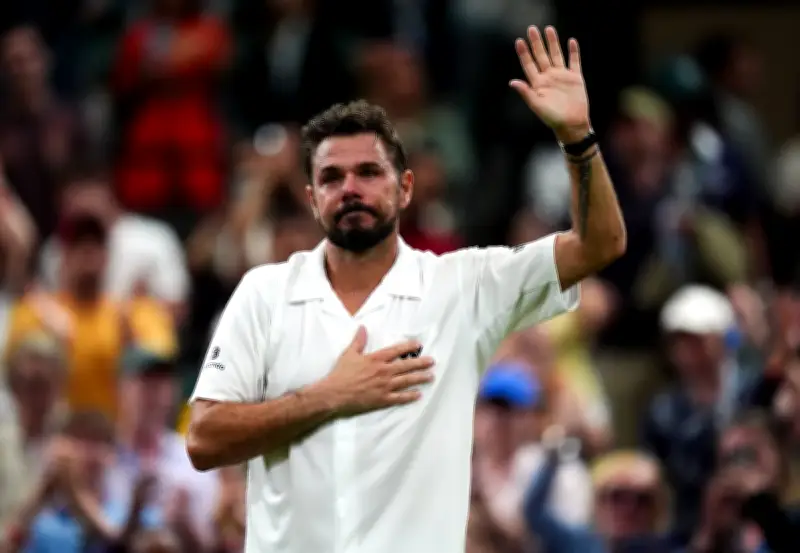 Stan Wawrinka Bids Tearful Wimbledon Goodbye After Loss to Berrettini