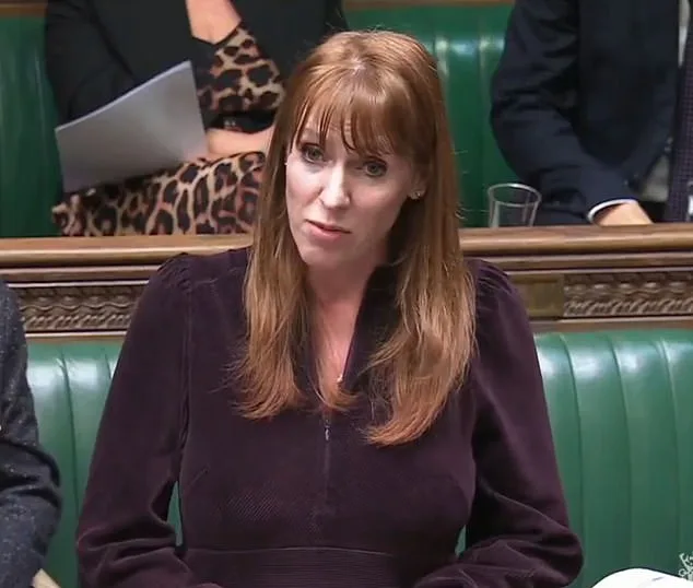 Rayner 'Ready' to Launch Leadership Bid as Starmer Apologises in Hastings