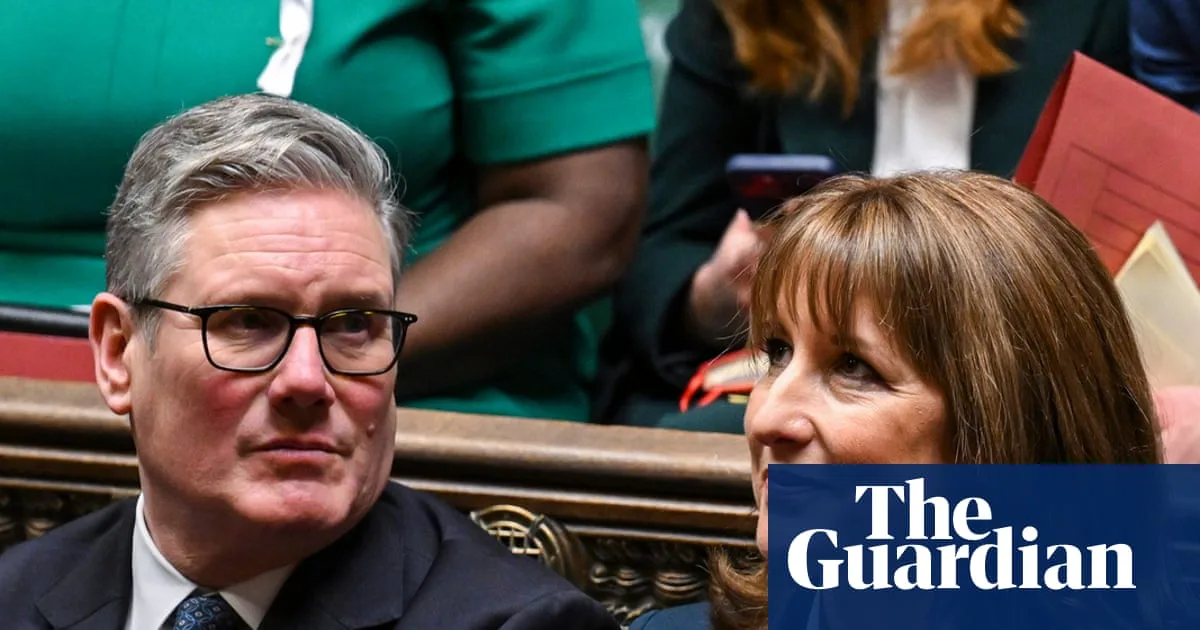 Starmer Leads Fightback as Budget Row Rumbles on for Reeves