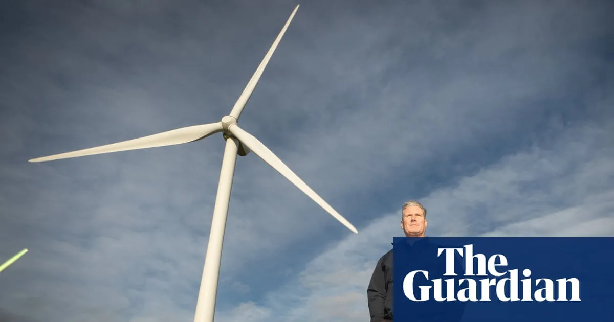 Starmer May Drop 2030 Clean Energy Target to Keep Bills Down