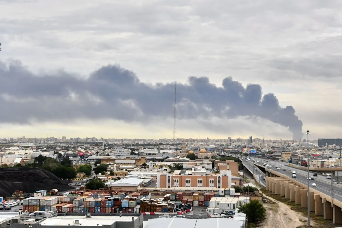 Starmer Condemns 'Reckless' Iranian Attack on Kuwaiti Oil Refinery