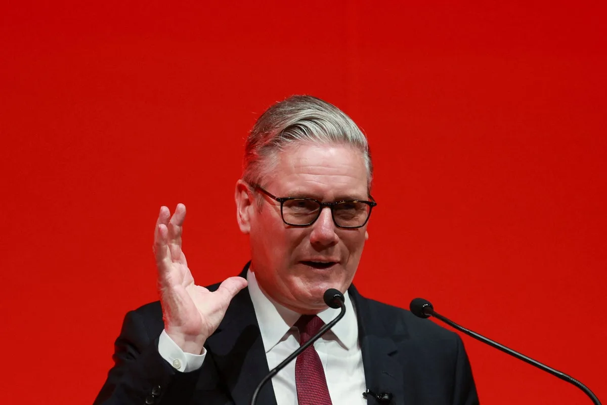 Starmer Faces Commons Sleaze Inquiry Vote Over Mandelson