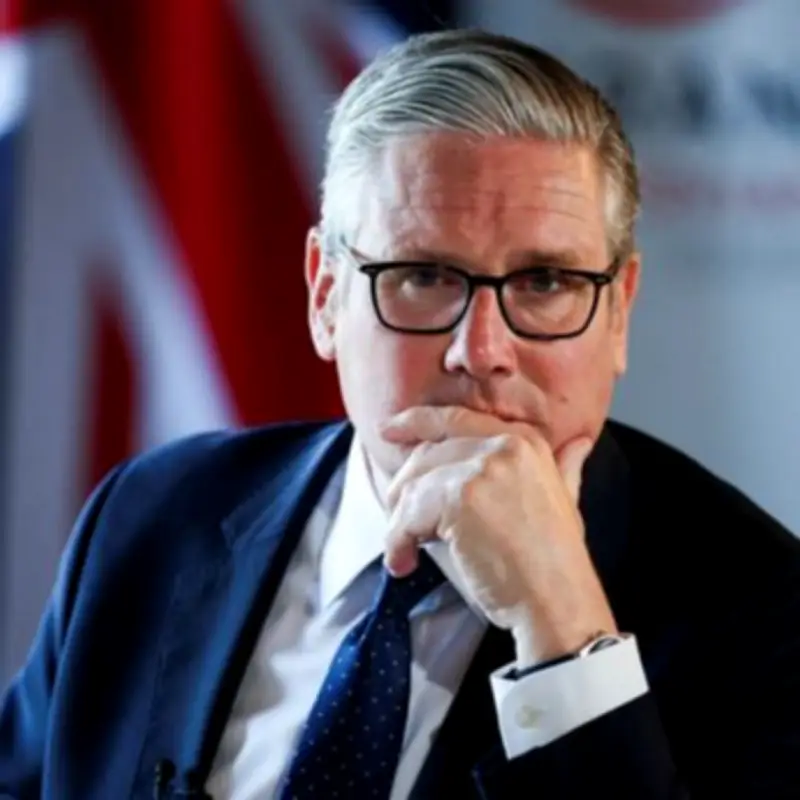 Starmer Hints at World Cup Bank Holiday for England Win in 2026