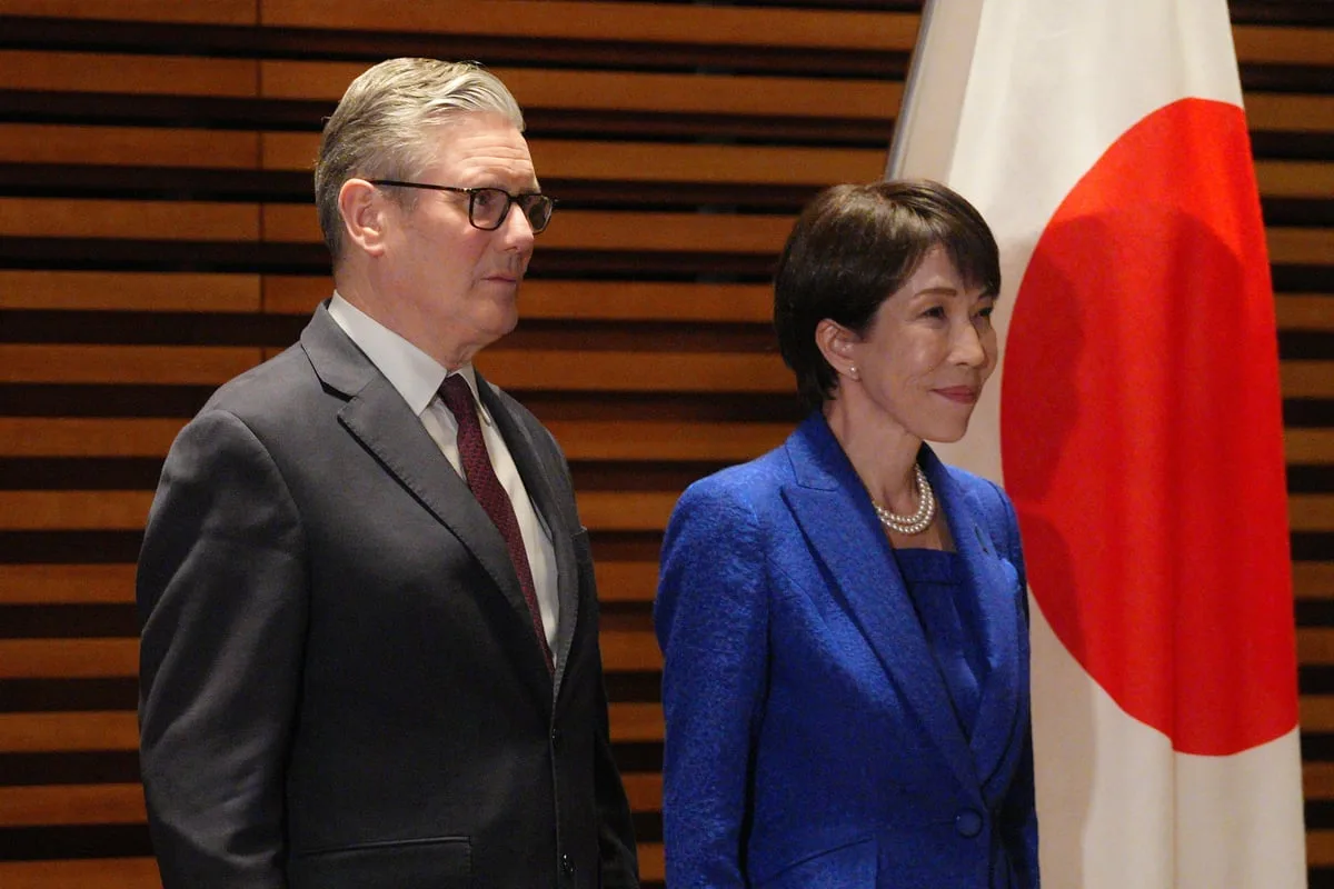 Starmer invites Japanese PM to Chequers after China trip