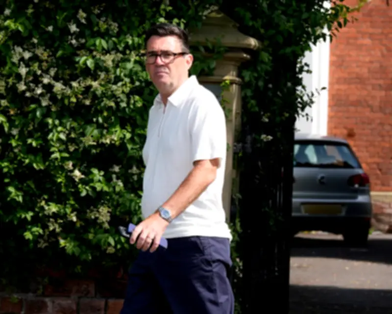 Starmer Promises Orderly Transition to Burnham Government