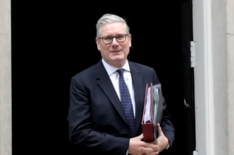 Starmer Vows to End System Failing Kids Ahead of Social Media Ban