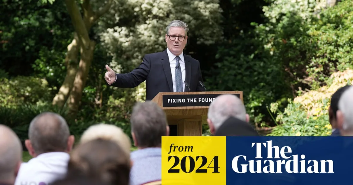Starmer Warns of 'Painful' Budget, Hints at Tax Rises