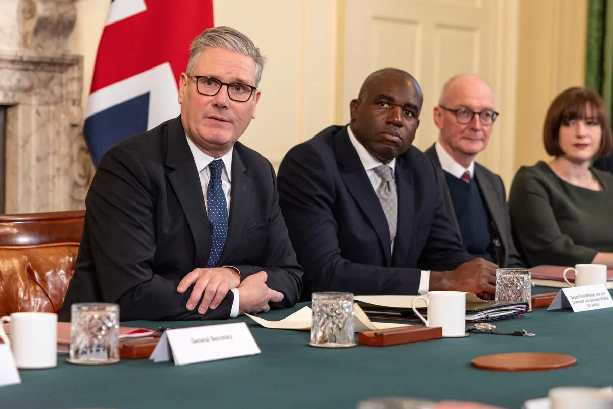 Starmer Urges Unity as Cabinet Plots Cost of Living Comeback