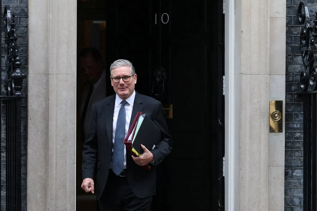 Starmer's Final Weeks: Fatalistic Mood Brings Out Best