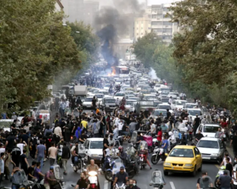 Stolen Revolution Review: Iran's Recent History Explained