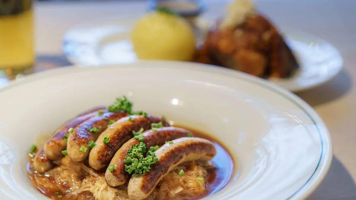 Stop Adding Oil When Cooking Sausages: Here's Why