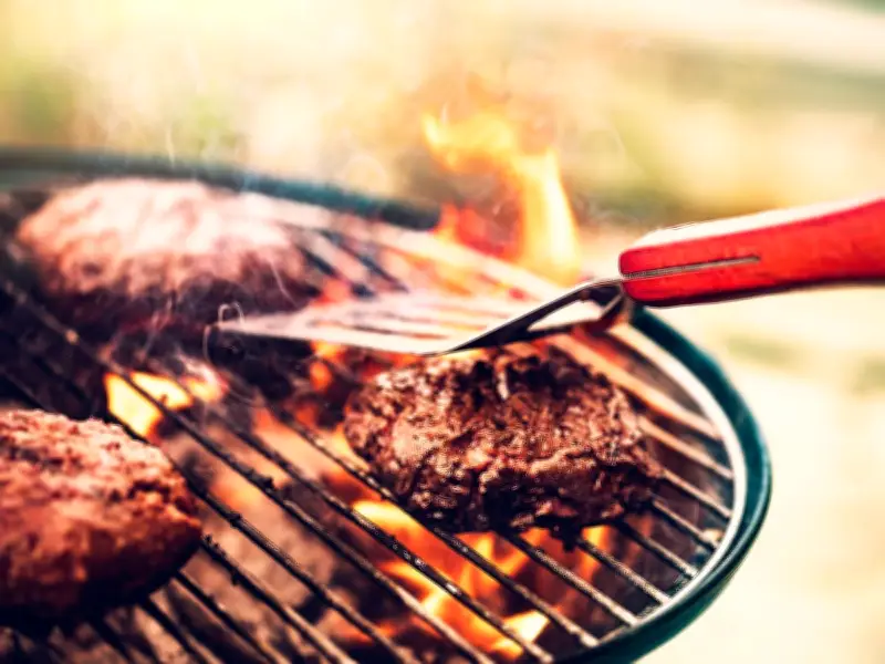 Stop Pressing Burgers: Expert BBQ Tips for Juicier Patties