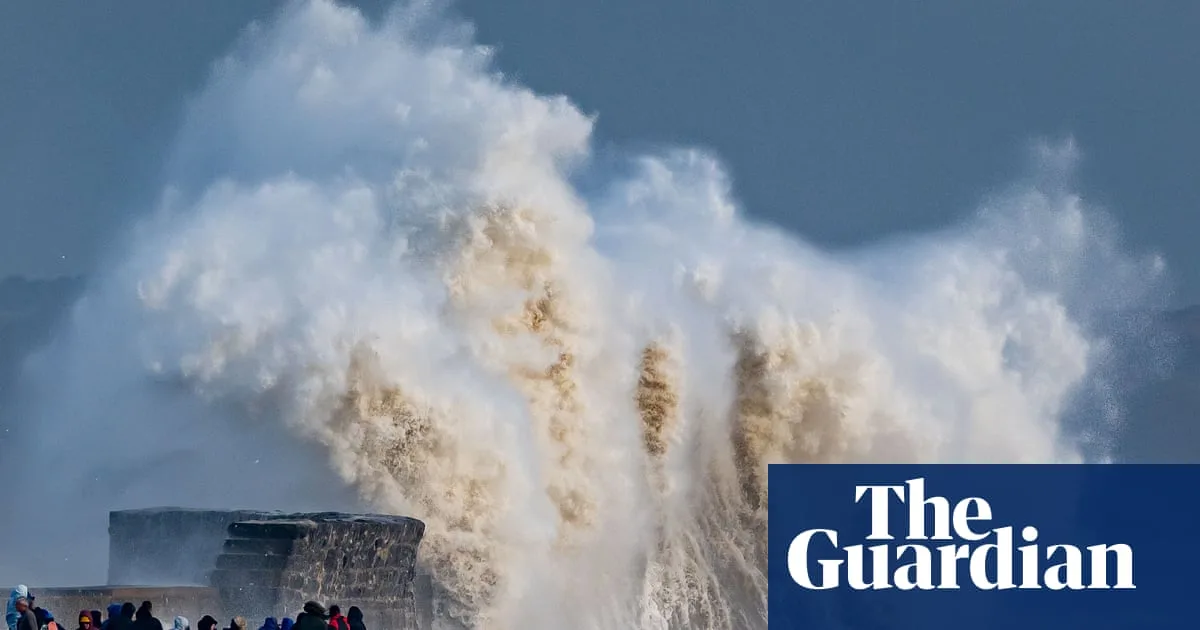 Storm Amy: Man Dies in Ireland as UK Braces for More Disruption