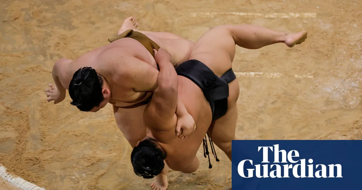 Japan’s PM Faces Sumo Tradition Dilemma Over Women’s Ban