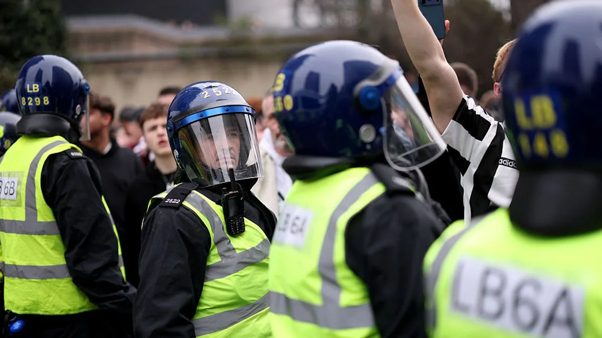 Newcastle and Sunderland Fans Clash Violently Before Derby