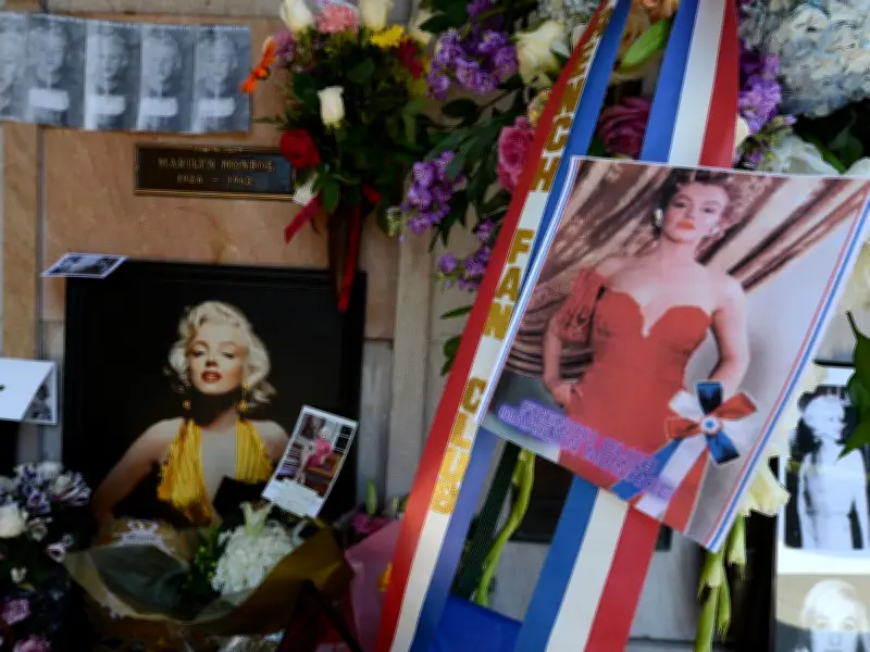 Superfans Splurge £150k to Be Buried Next to Marilyn Monroe and Other Dead Stars