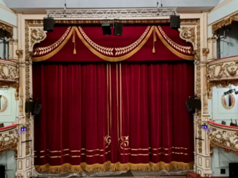 Swansea Grand Theatre postpones Fleetwood Mac tribute due to red weather warning