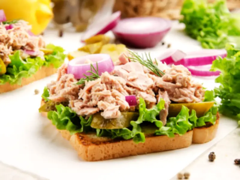 Swap Mayo for Olive Oil in Tuna Sandwich for Better Flavor