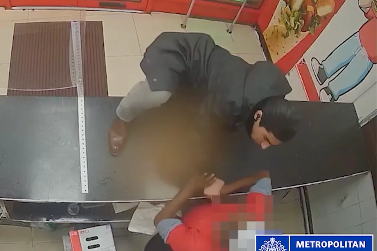 Teen Jailed for Fake Gun Attack in Chicken Shop Over Garlic Sauce