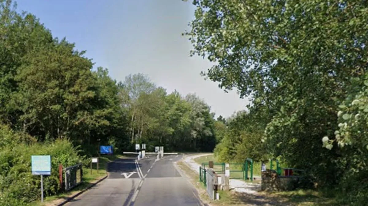 Body Found in Search for Teen Missing at Rother Valley Country Park