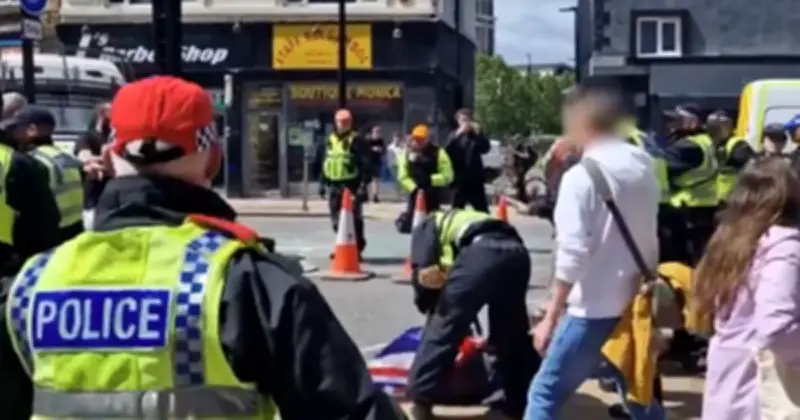 Teen Shoved Headfirst into Bollard by Police at Anti-Immigration March