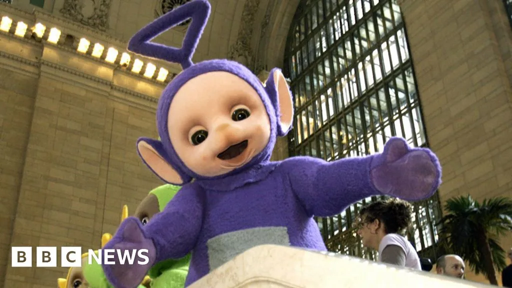 Teletubbies' Tinky Winky Actor Simon Shelton Dies at 52