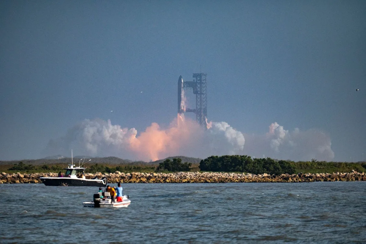 Texas Residents Sue SpaceX Over Sonic Boom Damage