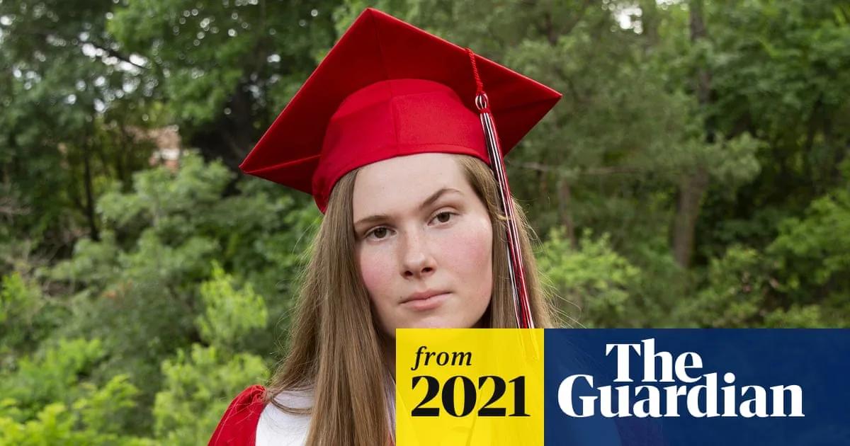 Texas Valedictorian Goes Off Script to Condemn Abortion Ban
