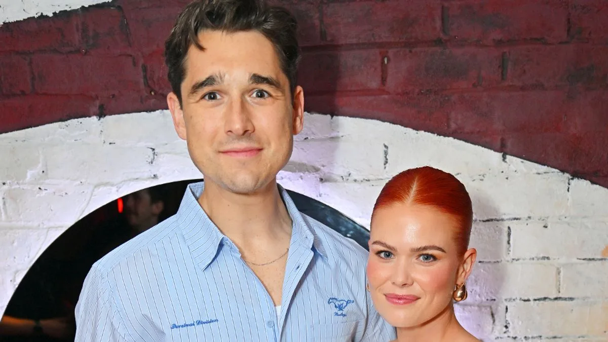 The One Show's Lindsey Russell Elopes to Las Vegas for Vintage Wedding