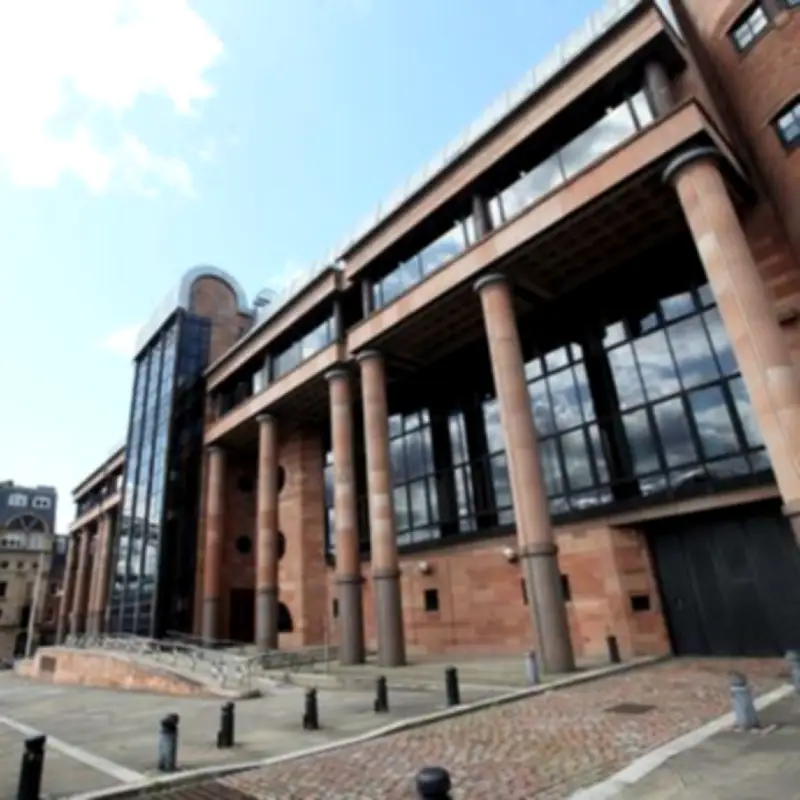 Thief Stole £250 Worth of Parcels from Delivery Van in Sunderland