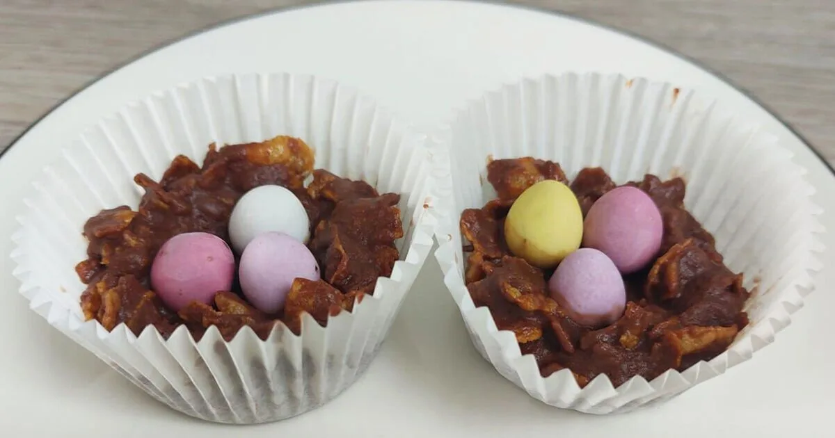 Quick and Easy Easter Nest Cakes Ready in 10 Minutes