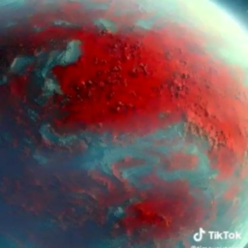 TikTok 'Time Traveller' Shares Alleged Photos of World War III