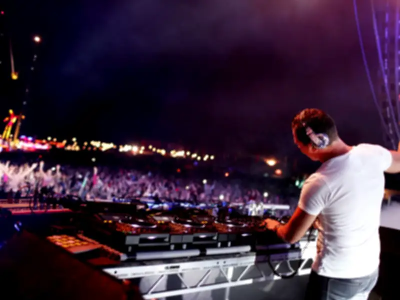 Tiësto Announces Liverpool Warehouse Show for December 2026