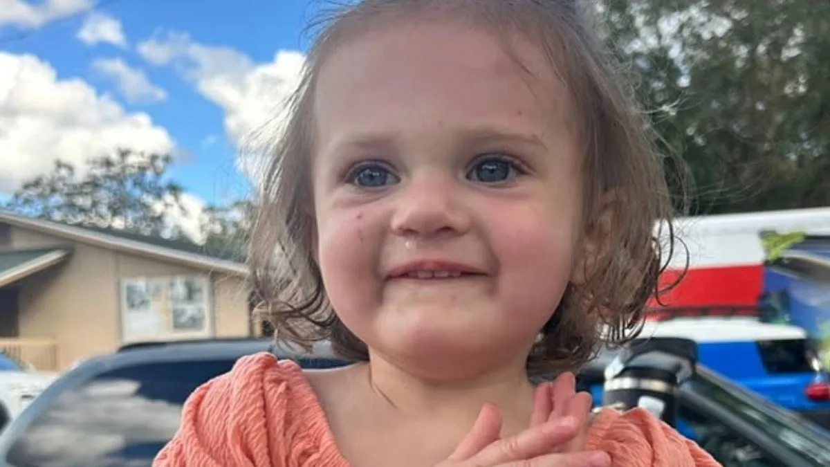 Toddler Dies After Running Into Traffic During Florida Beach Outing