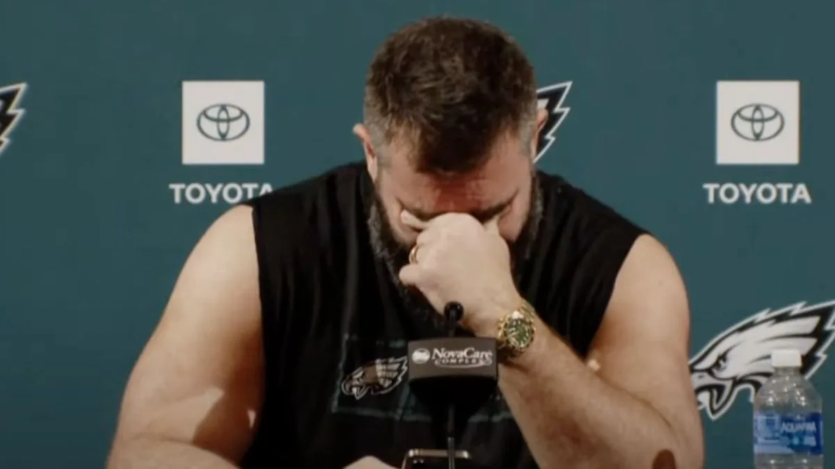 Jason Kelce Breaks Down in Tears as He Announces NFL Retirement