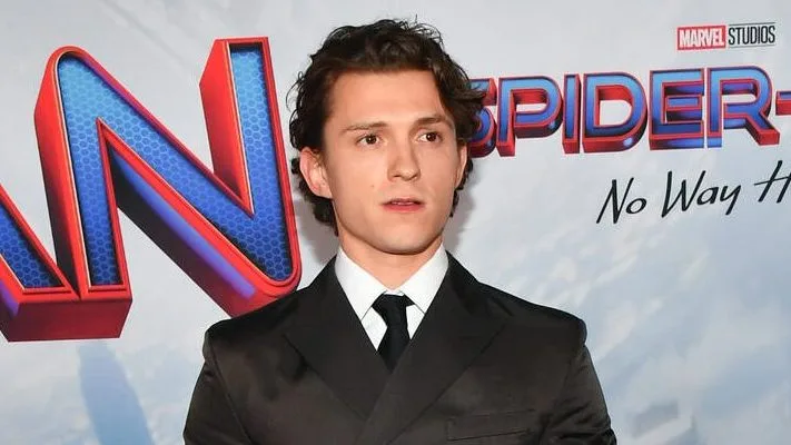 Tom Holland 'Petrified' to Host SNL Due to Dyslexia