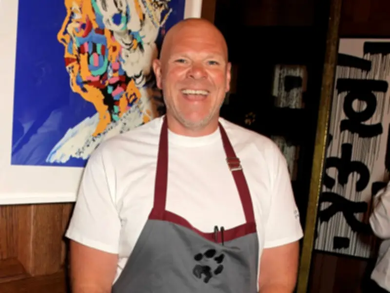 Tom Kerridge Appeals to Andy Burnham to Halve VAT for Hospitality Sector