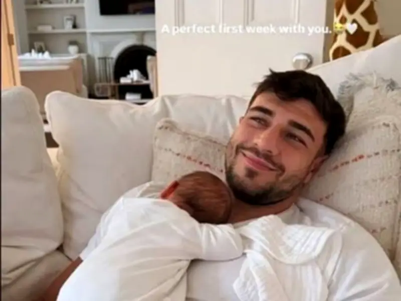 Tommy Fury to Reveal Baby Boy's Name After Fight with Eddie Hall