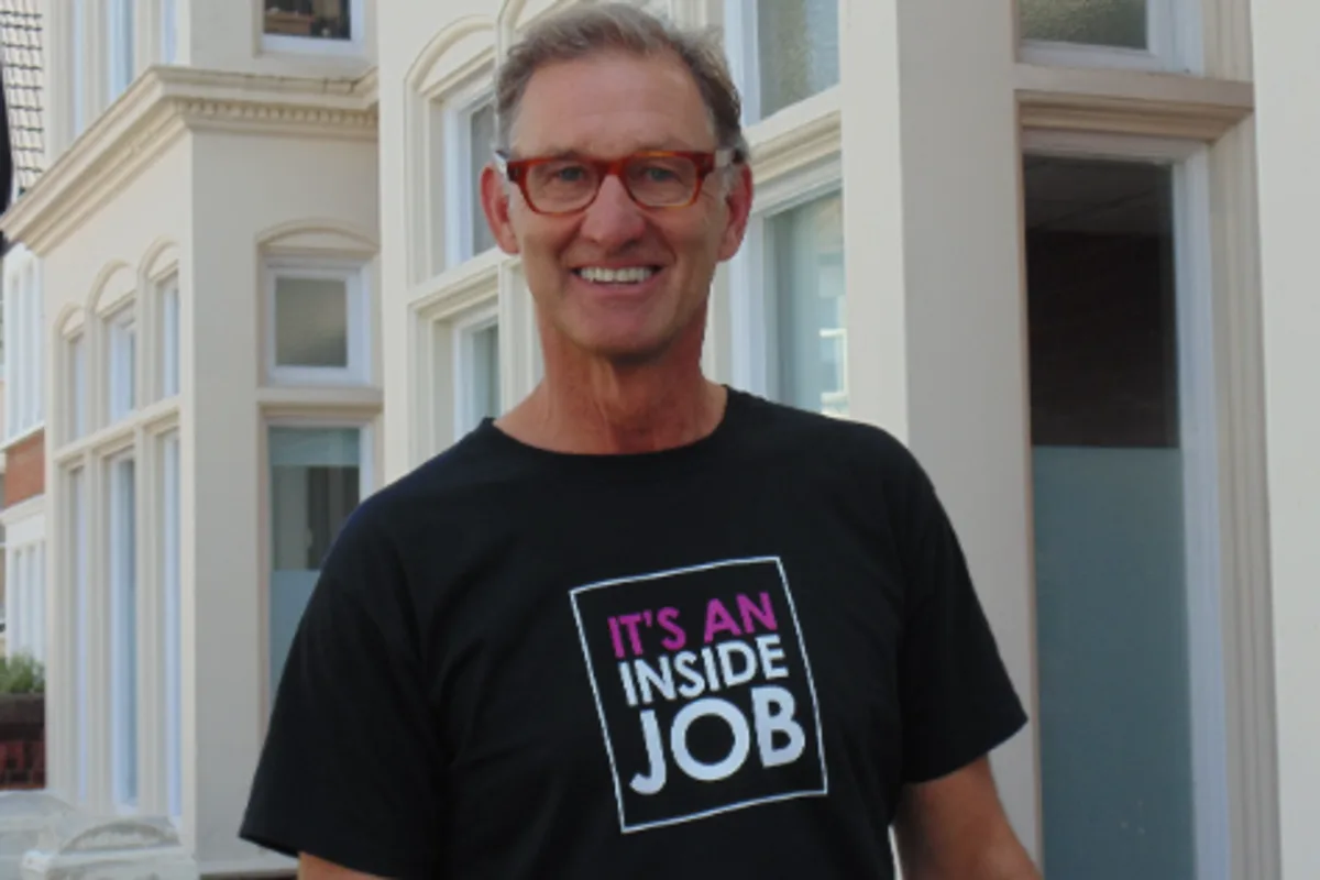 Tony Adams Runs London Marathon 30 Years Sober