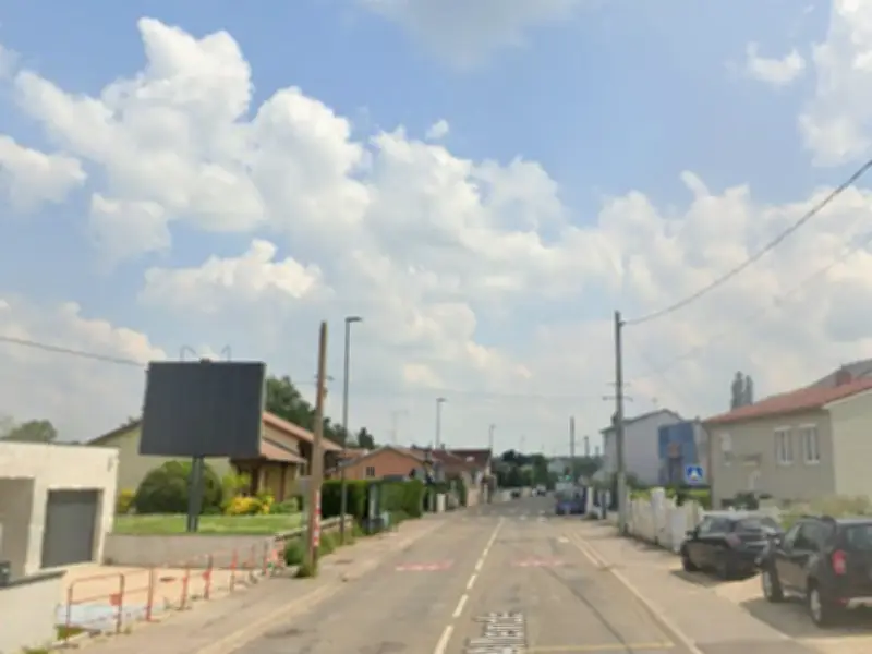Tourist Plane Crash Near Nancy, France: Several Dead in Skydiving Accident
