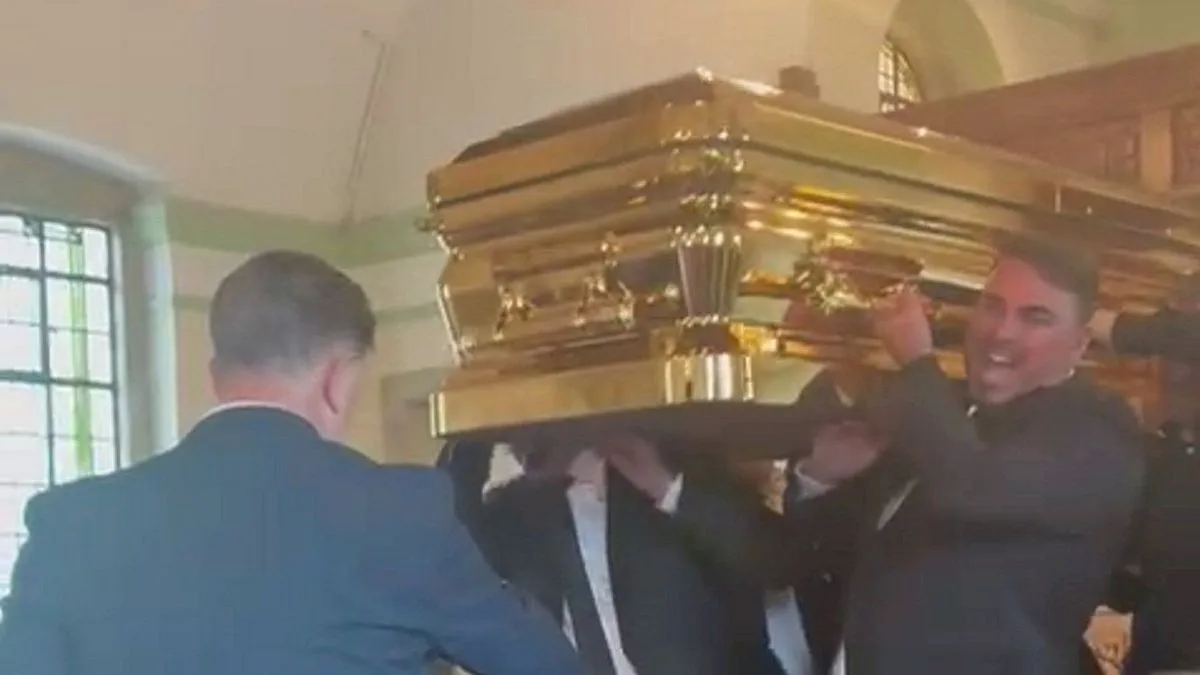 Traveller King Buried in Six-Figure Solid Gold Coffin
