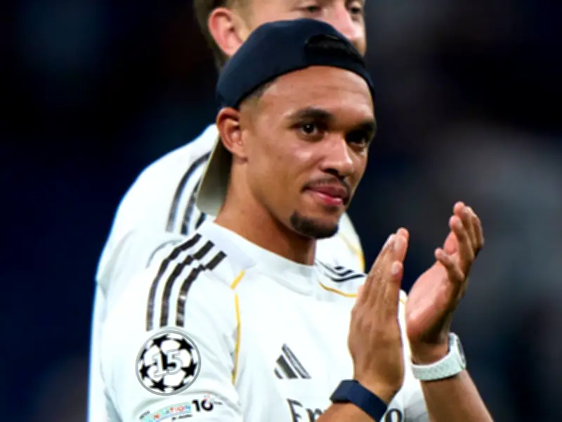 Trent Alexander-Arnold to Man United: Carrick and Mourinho Clash in Swap Deal